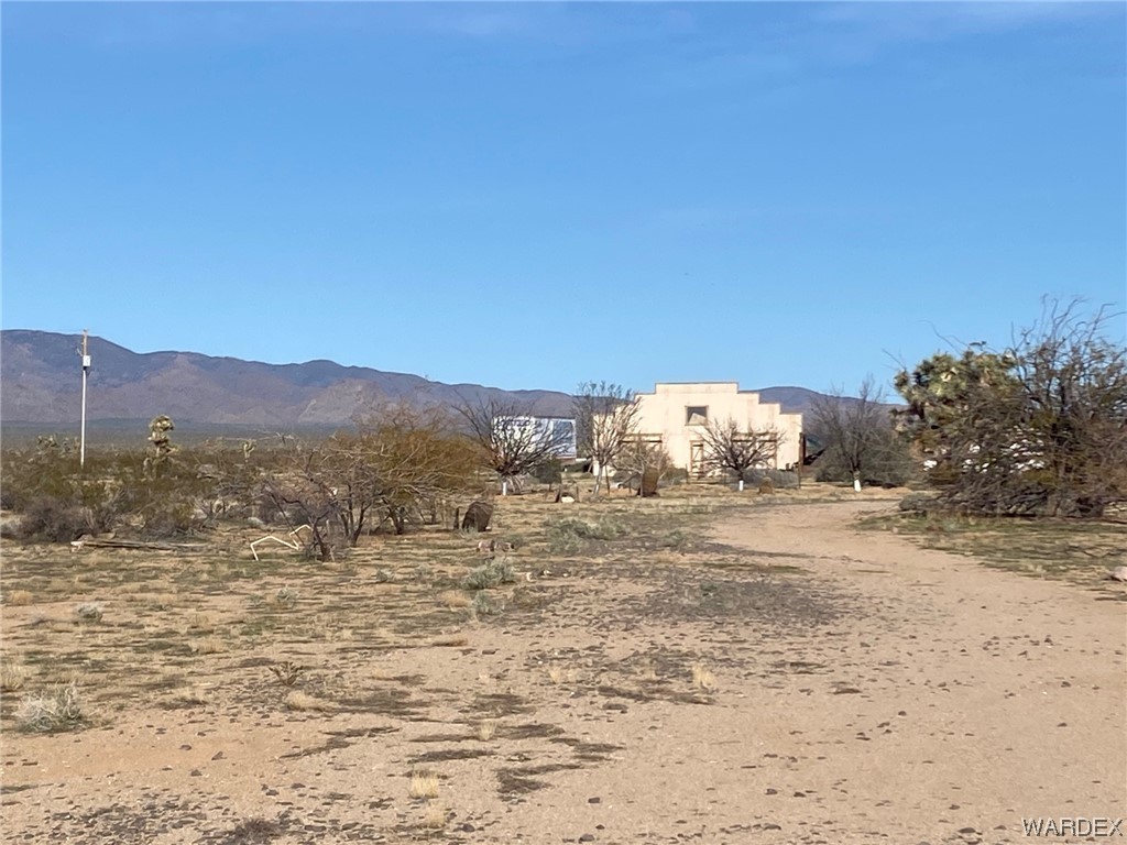 20202 South Dale Evans Road Yucca, AZ 86438 - Photo 2 of 8 Gallery Image 2