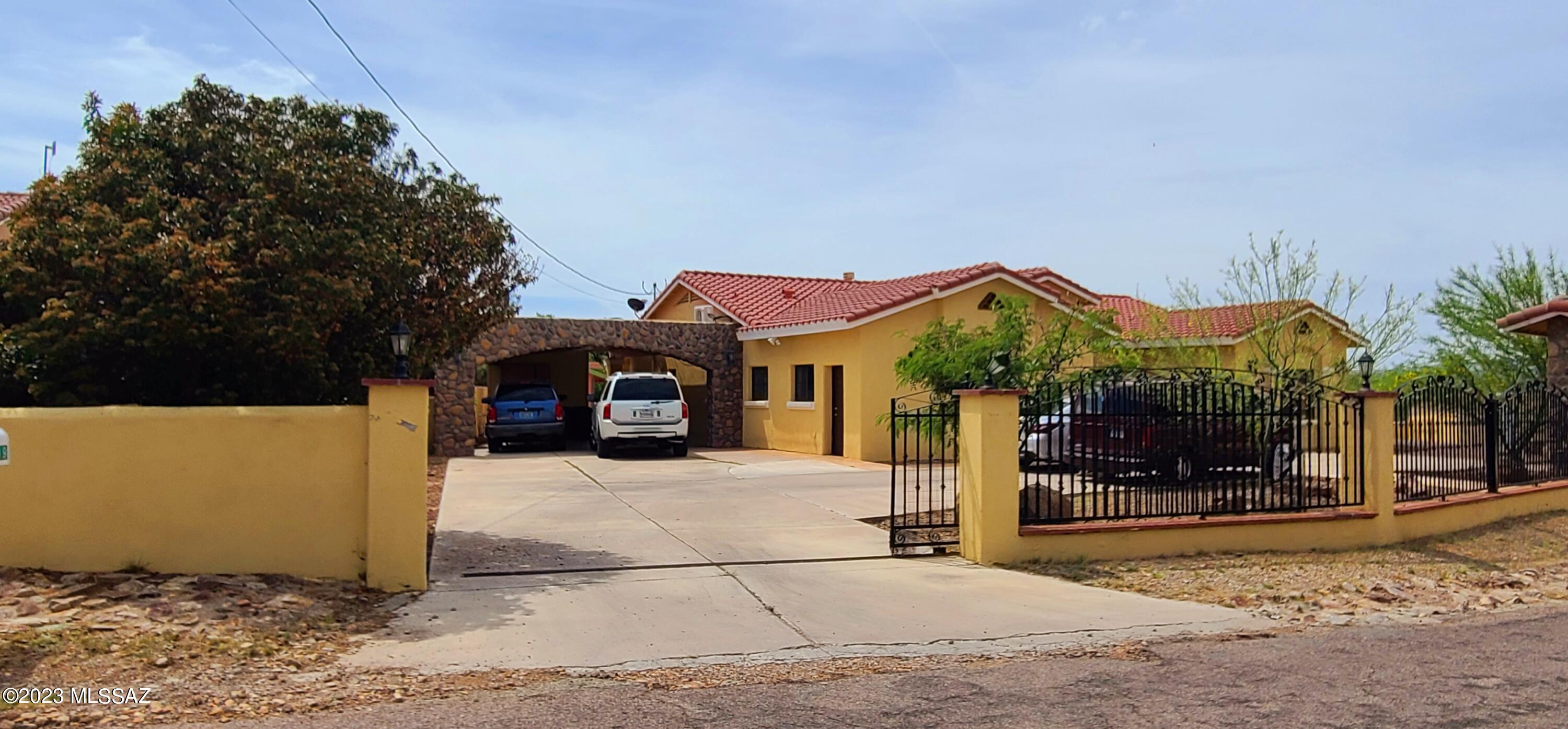 199 Círculo Silva Rio Rico, AZ 85648 - Photo 3 of 42