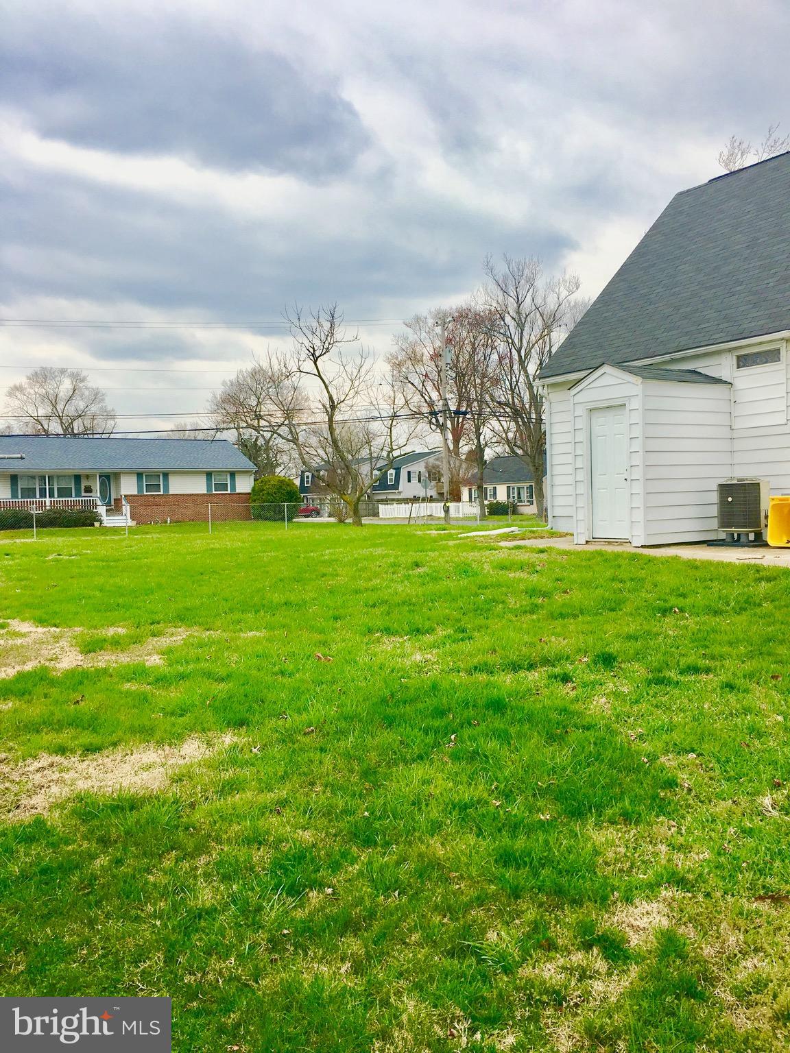 119 Montrose Road Pasadena, MD 21122 - Photo 10 of 10 Huge Yard!
