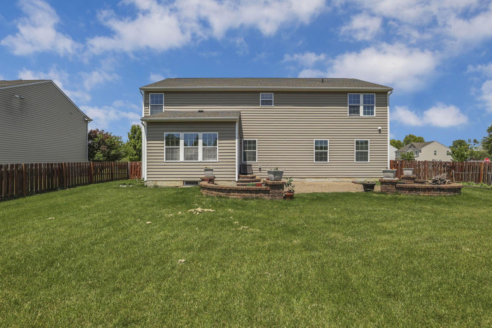 141 Prince Road Southwest Etna, OH 43062 - Photo 9 of 79