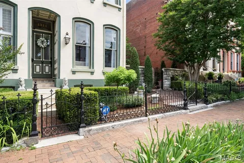 $754,900 | 1911 Hickory Street, St. Louis, MO 63104