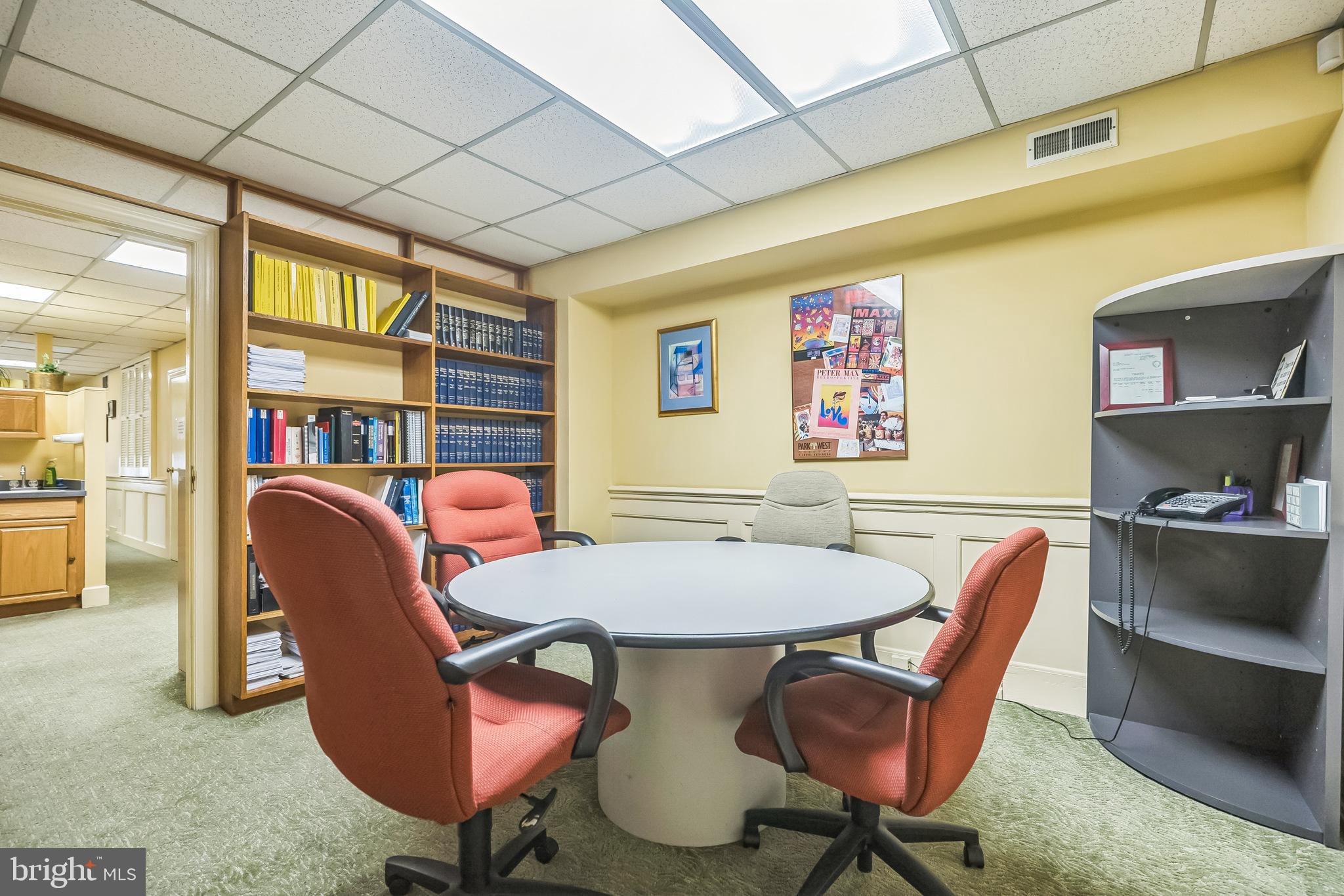 2047 Locust Street Philadelphia, PA 19103 - Photo 12 of 33 1st Floor Conference Room