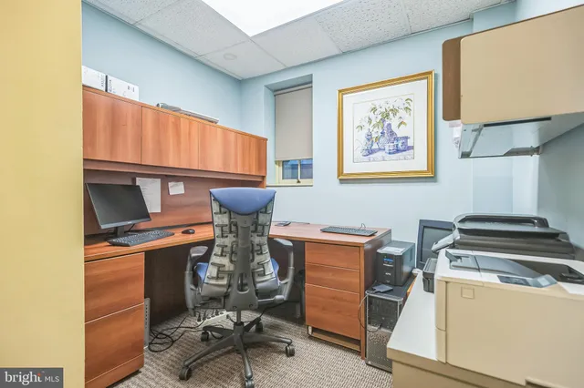 $1,875,000 | 2047 Locust Street, Philadelphia, PA 19103