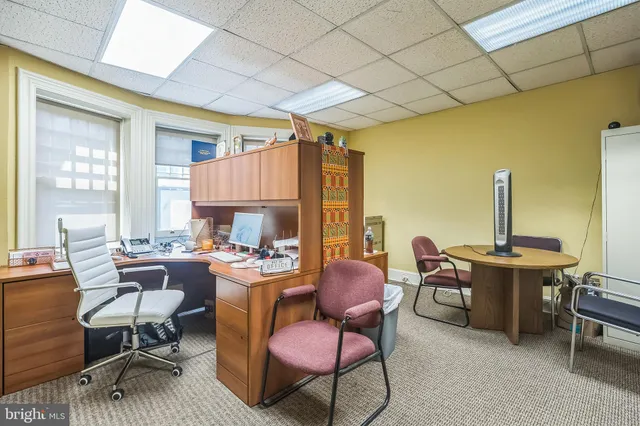 $1,875,000 | 2047 Locust Street, Philadelphia, PA 19103