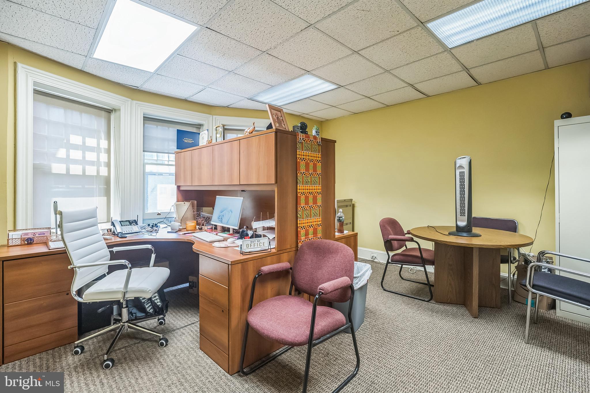 2047 Locust Street Philadelphia, PA 19103 - Photo 31 of 33 3rd Floor Office