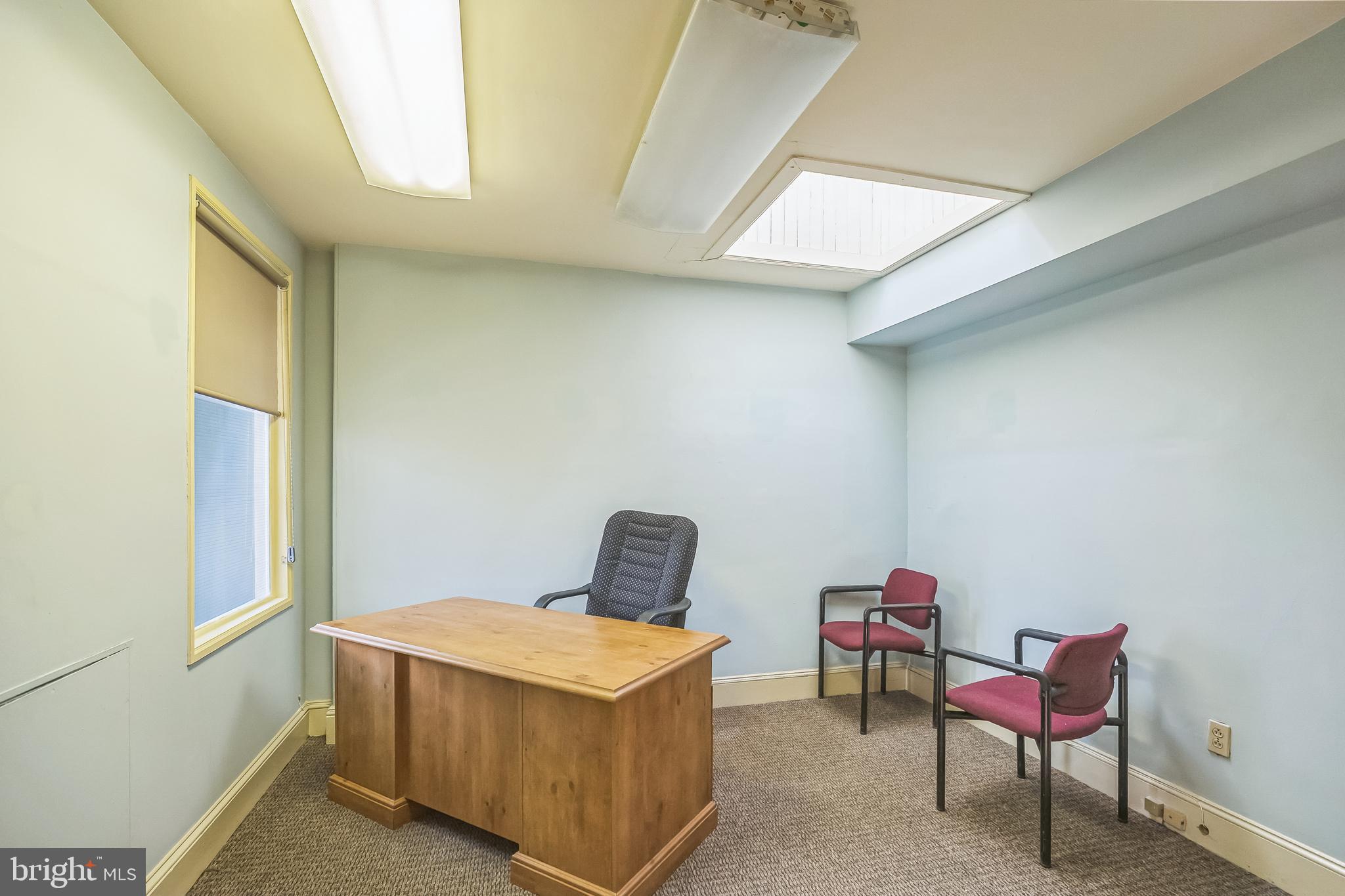 2047 Locust Street Philadelphia, PA 19103 - Photo 32 of 33 4th Floor Office