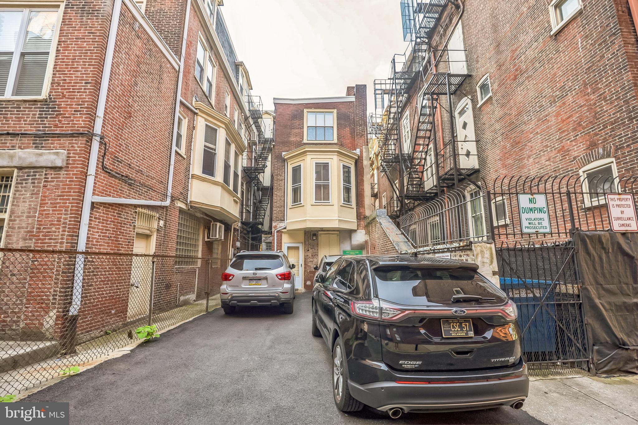 2047 Locust Street Philadelphia, PA 19103 - Photo 33 of 33 Exterior Rear-Parking