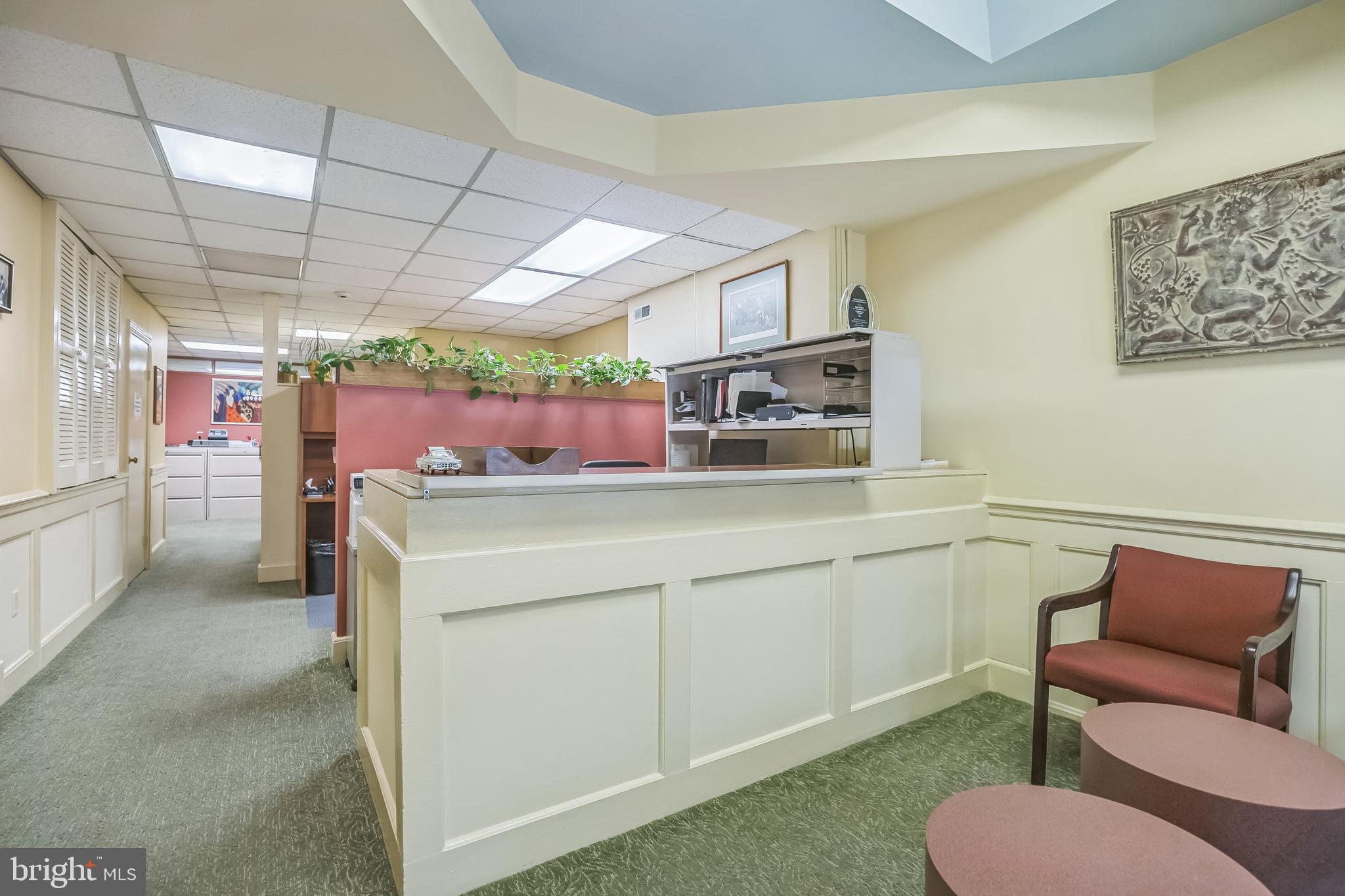 2047 Locust Street Philadelphia, PA 19103 - Photo 5 of 33 Lobby Area