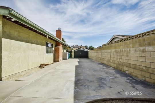 925 Scott Street Ridgecrest, CA 93555 - Photo 46 of 46 a view of roof