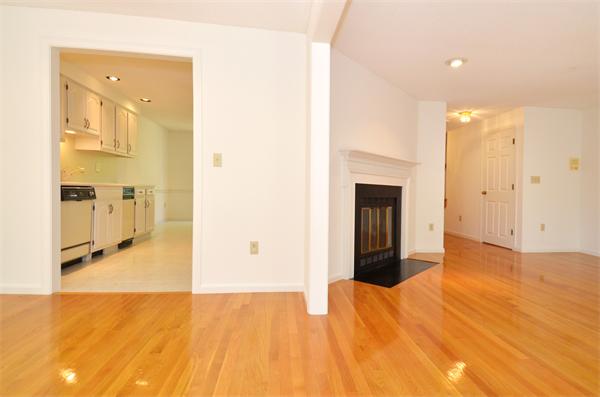 75 Fuller Pond Road, Unit 75 Middleton, MA 01949 - Photo 5 of 12 Gallery Image 5