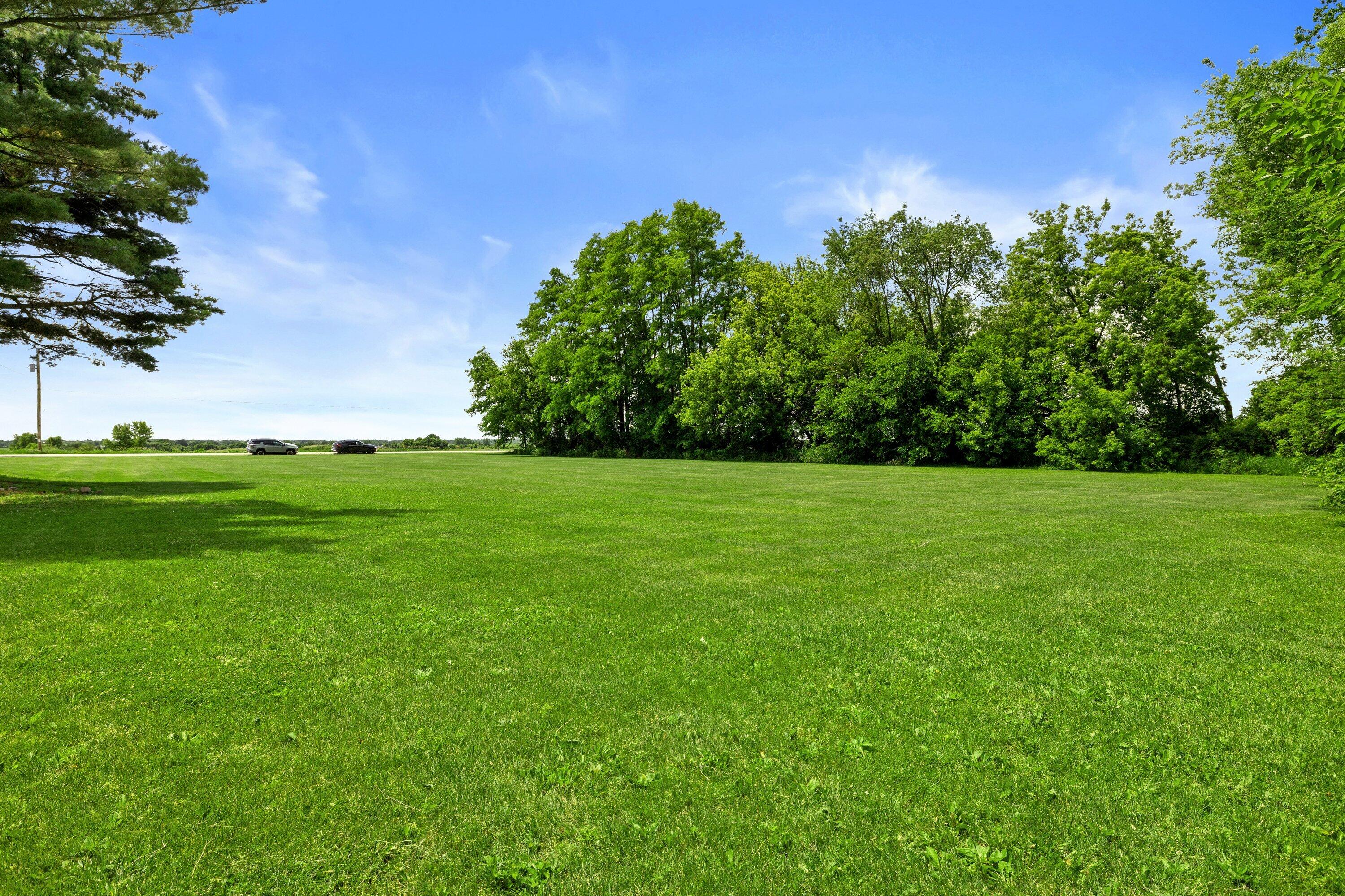 3694 County Rd NN Geneva, WI 53121 - Photo 3 of 5 IMG_1155