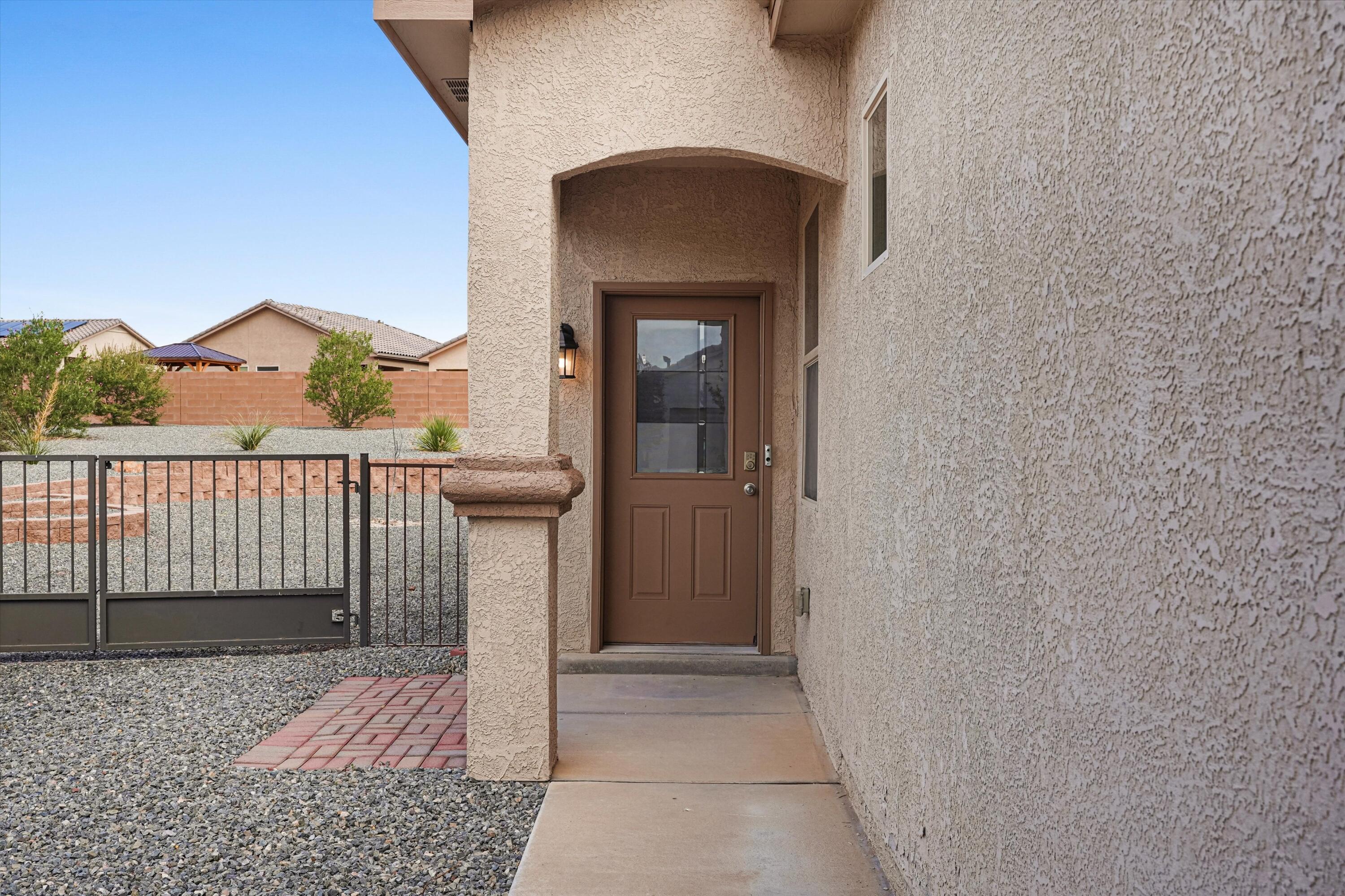 3250 Berkshire Road Northeast Rio Rancho, NM 87144 - Photo 4 of 37 Gallery Image 4