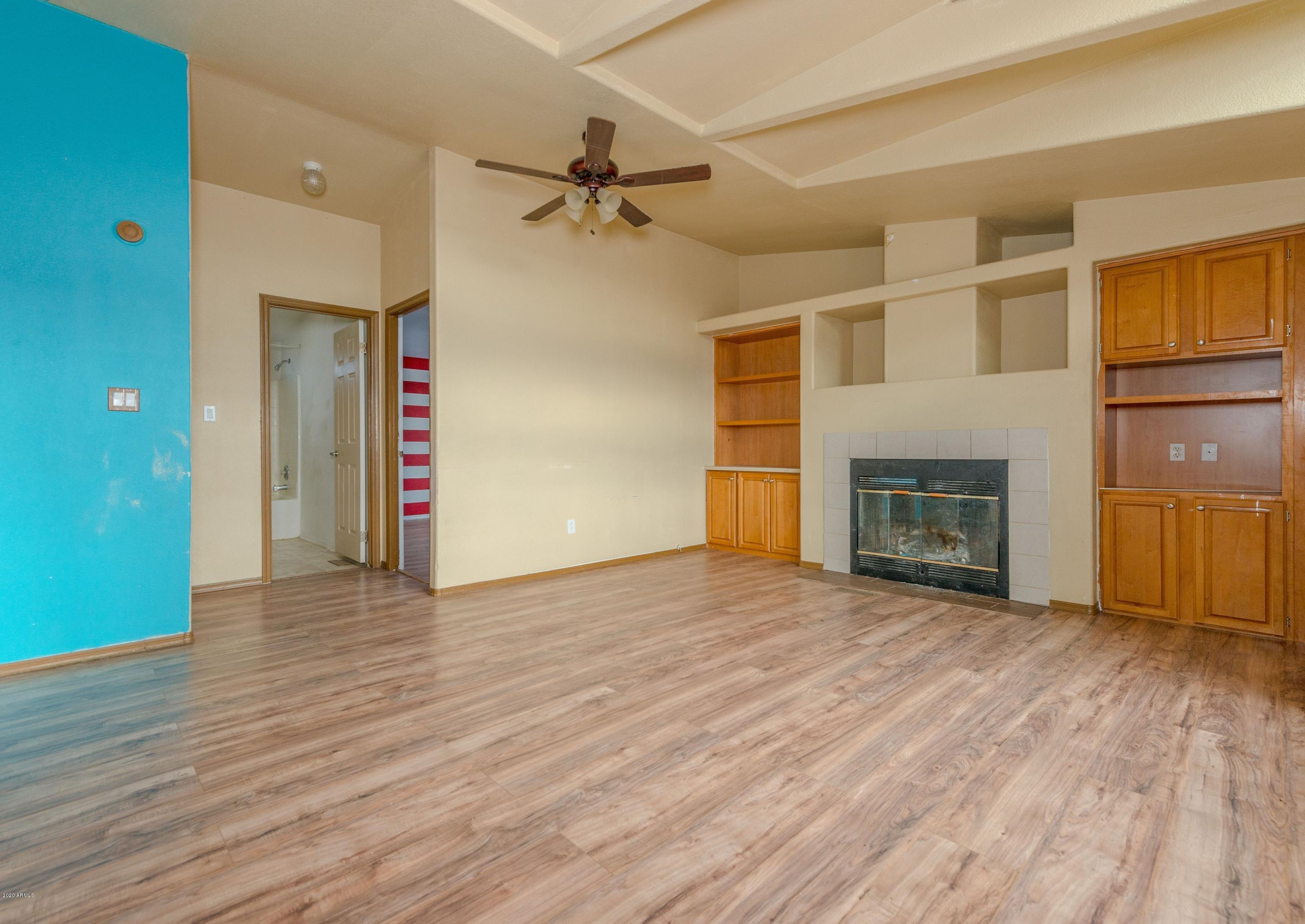 12545 Windmill Road Skull Valley, AZ 86338 - Photo 11 of 38 011_Family Room
