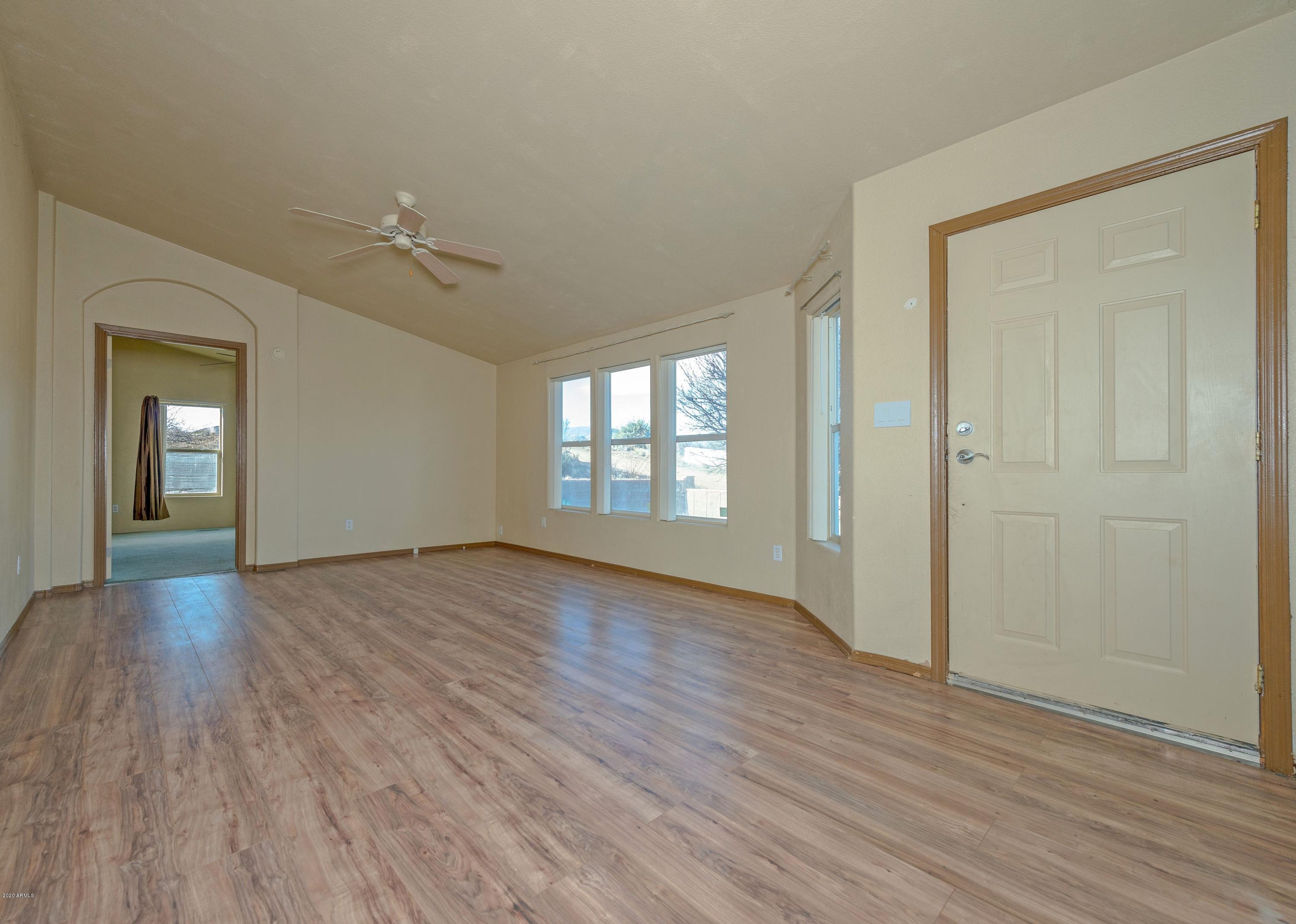 12545 Windmill Road Skull Valley, AZ 86338 - Photo 4 of 38 004_Living Room