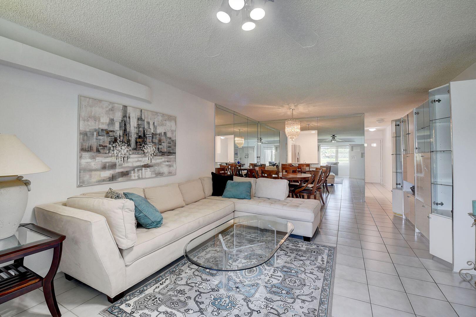 9111 Tracy Court, Unit 4 Boca Raton, FL 33496 - Photo 11 of 47 Living / Dining