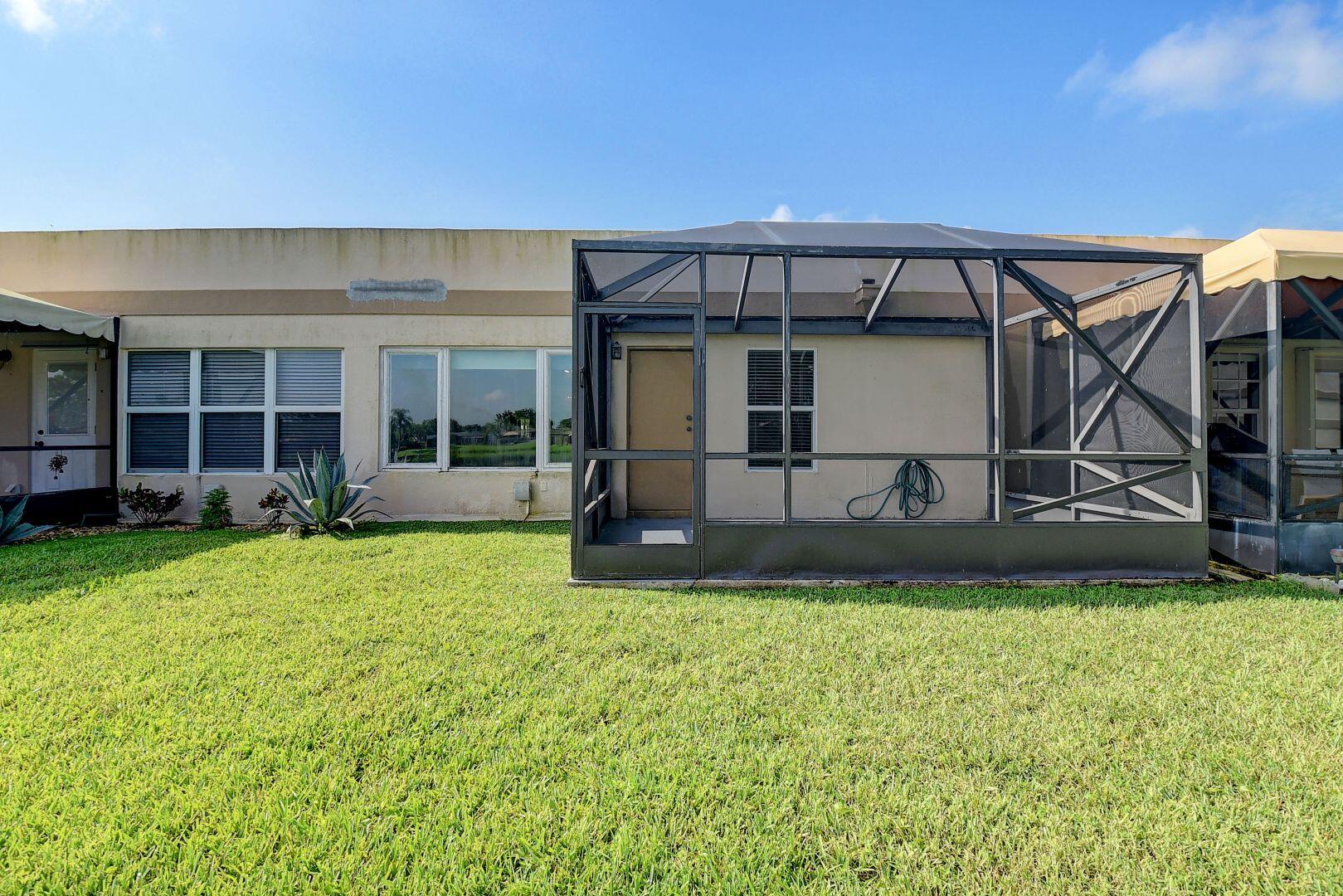 9111 Tracy Court, Unit 4 Boca Raton, FL 33496 - Photo 27 of 47 Back