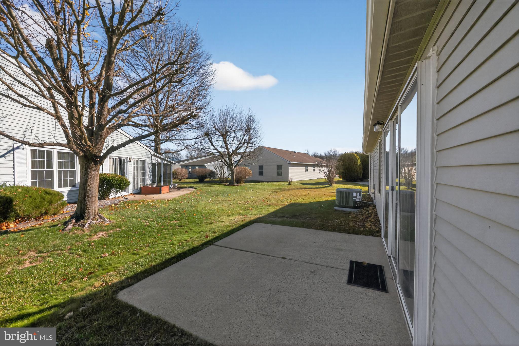 8 Raven Court Mount Laurel, NJ 08054 - Photo 2 of 29