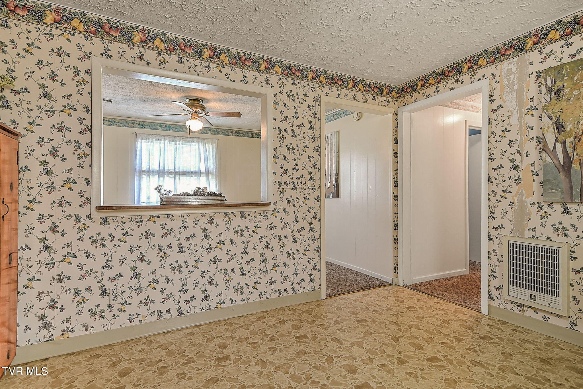 108 Broadview Street Kingsport, TN 37665 - Photo 18 of 35 21-web-or-mls-108 Broadview GUnit-22
