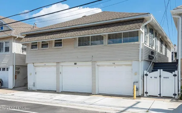$1,750 | 172 1st Avenue, Manasquan, NJ 08736
