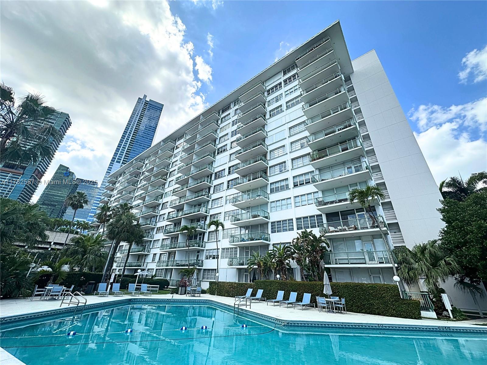 1408 Brickell Bay Drive, Unit 1104 Miami, FL 33131 - Photo 1 of 18