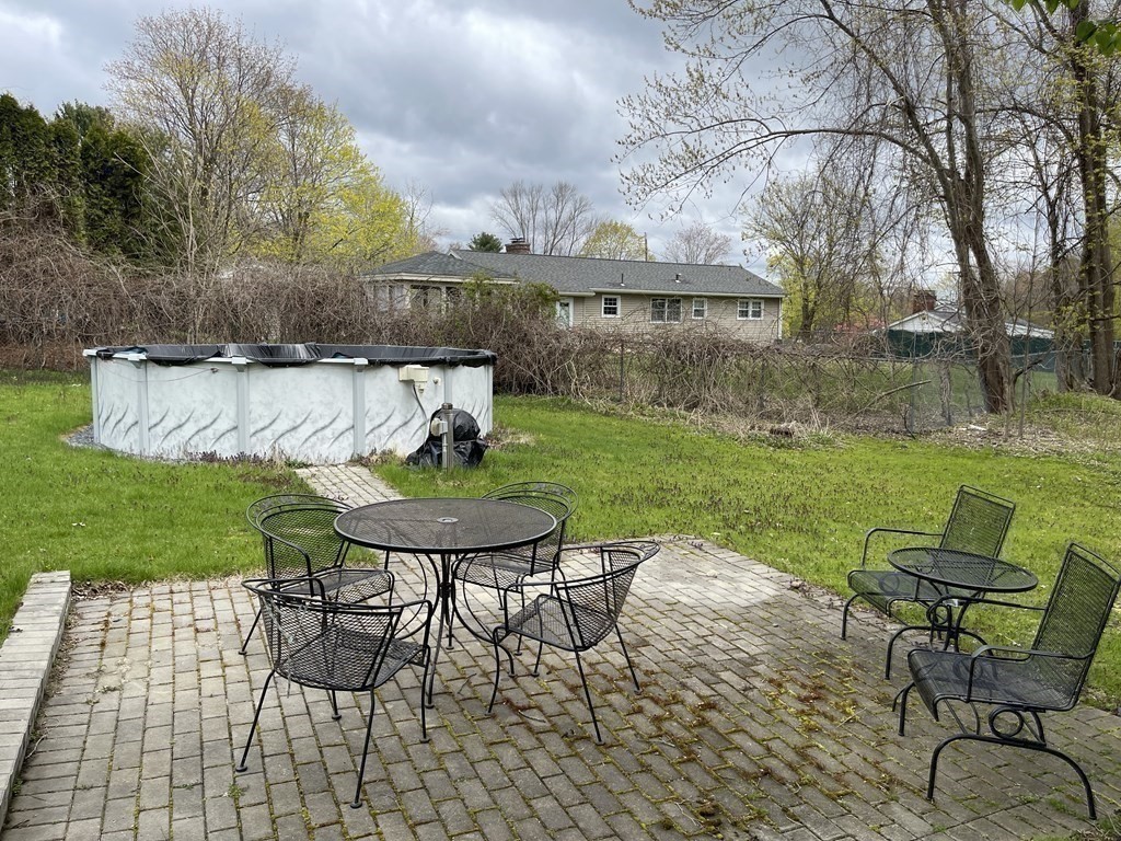 81 Dalton Road Chelmsford, MA 01824 - Photo 21 of 26 Gallery Image 21