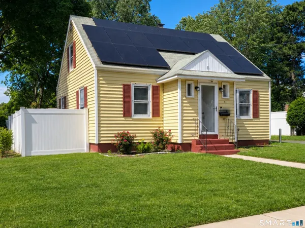 $329,900 | 71 Jarvis Road, Manchester, CT 06040
