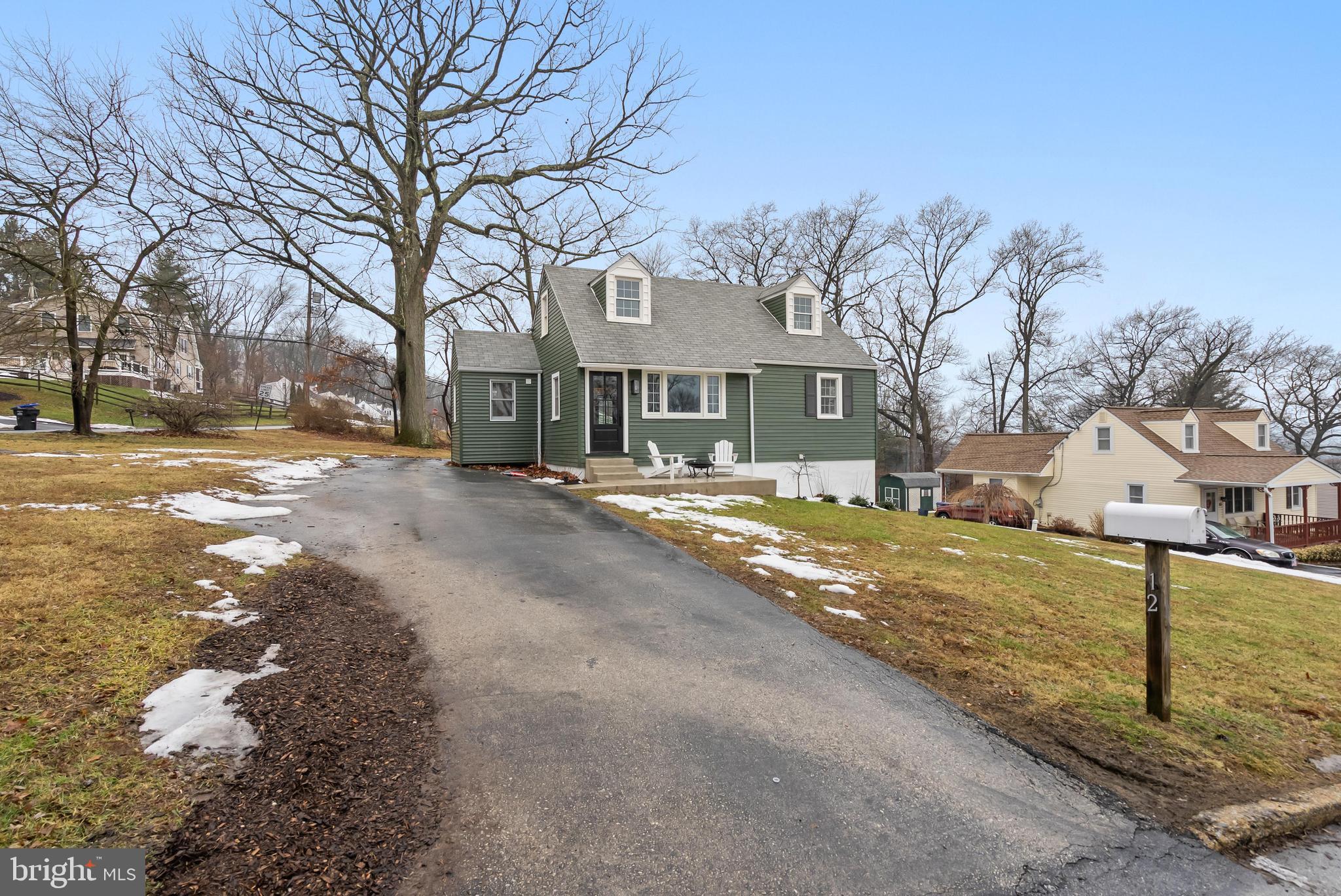 12 Longview Road Malvern, PA 19355 - Photo 5 of 44 Charming home nestled in a serene setting.