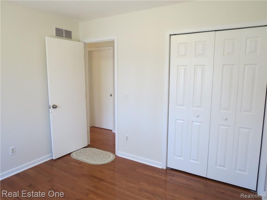 6202 Cedar Lake Road Pinckney, MI 48169 - Photo 20 of 36 026.JPG