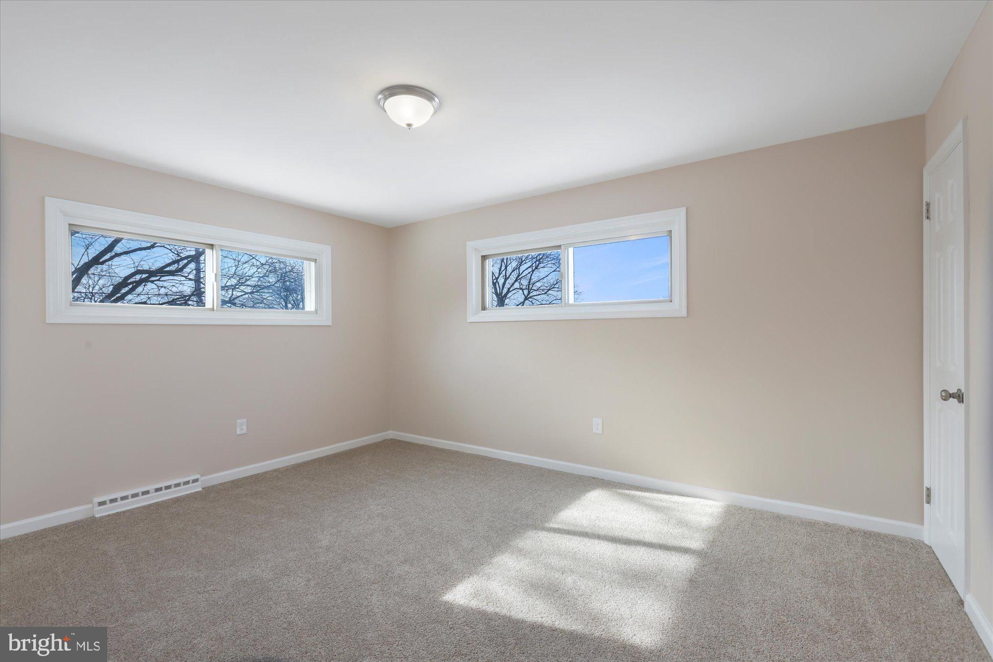 3205 Cloverfield Road Harrisburg, PA 17109 - Photo 17 of 30 Gallery Image 17