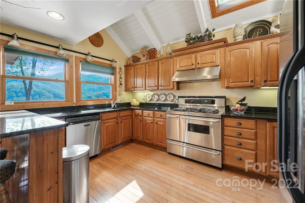 159 Sunset Ridge Whittier, NC 28789 - Photo 15 of 48 Gallery Image 15