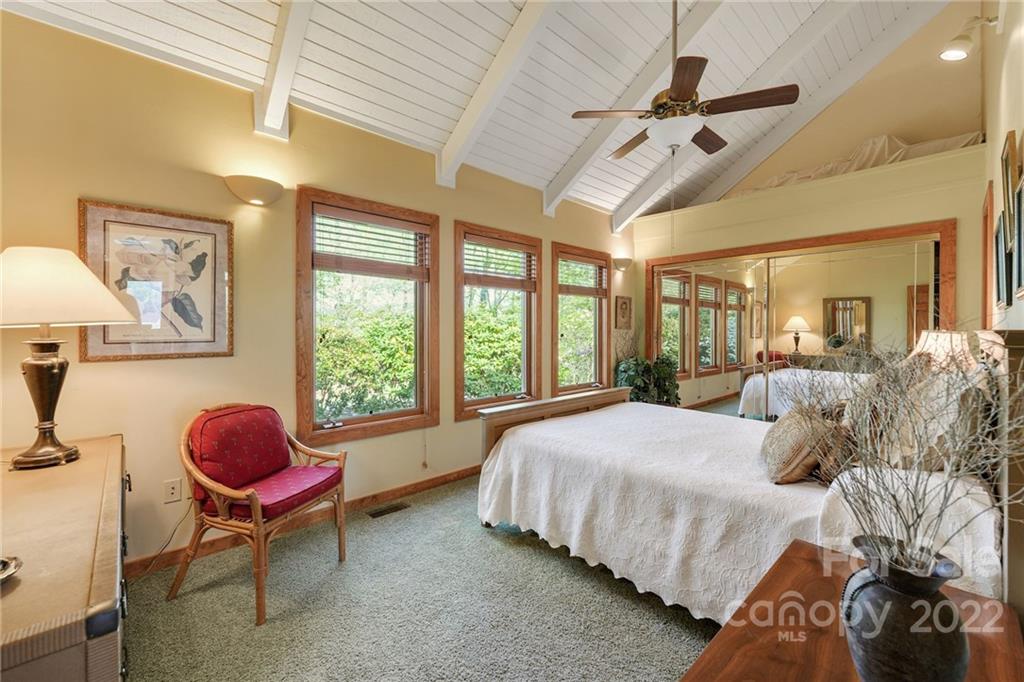 159 Sunset Ridge Whittier, NC 28789 - Photo 18 of 48 Gallery Image 18