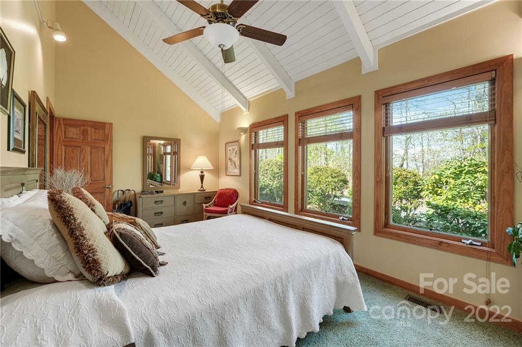 159 Sunset Ridge Whittier, NC 28789 - Photo 20 of 48 Gallery Image 20
