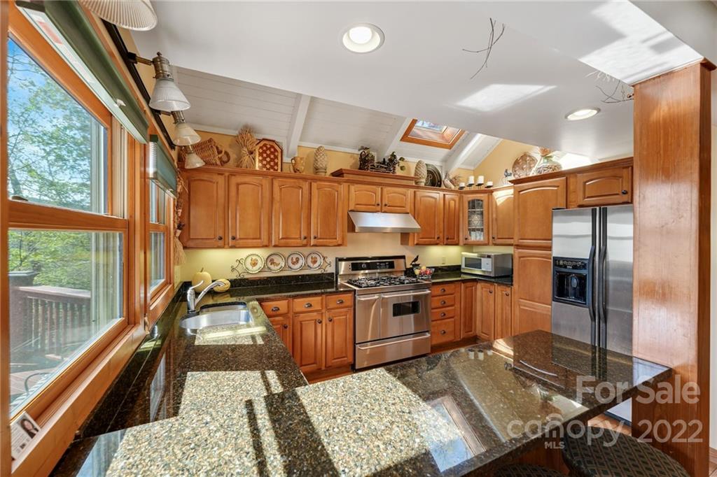 159 Sunset Ridge Whittier, NC 28789 - Photo 9 of 48 Gallery Image 9