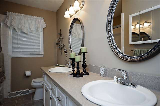302 Mitchell Road Greenville, SC 29615 - Photo 20 of 25 Gallery Image 20