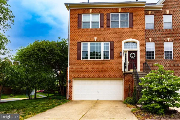 $5,000 | 12172 Tryton Way, Reston, VA 20190