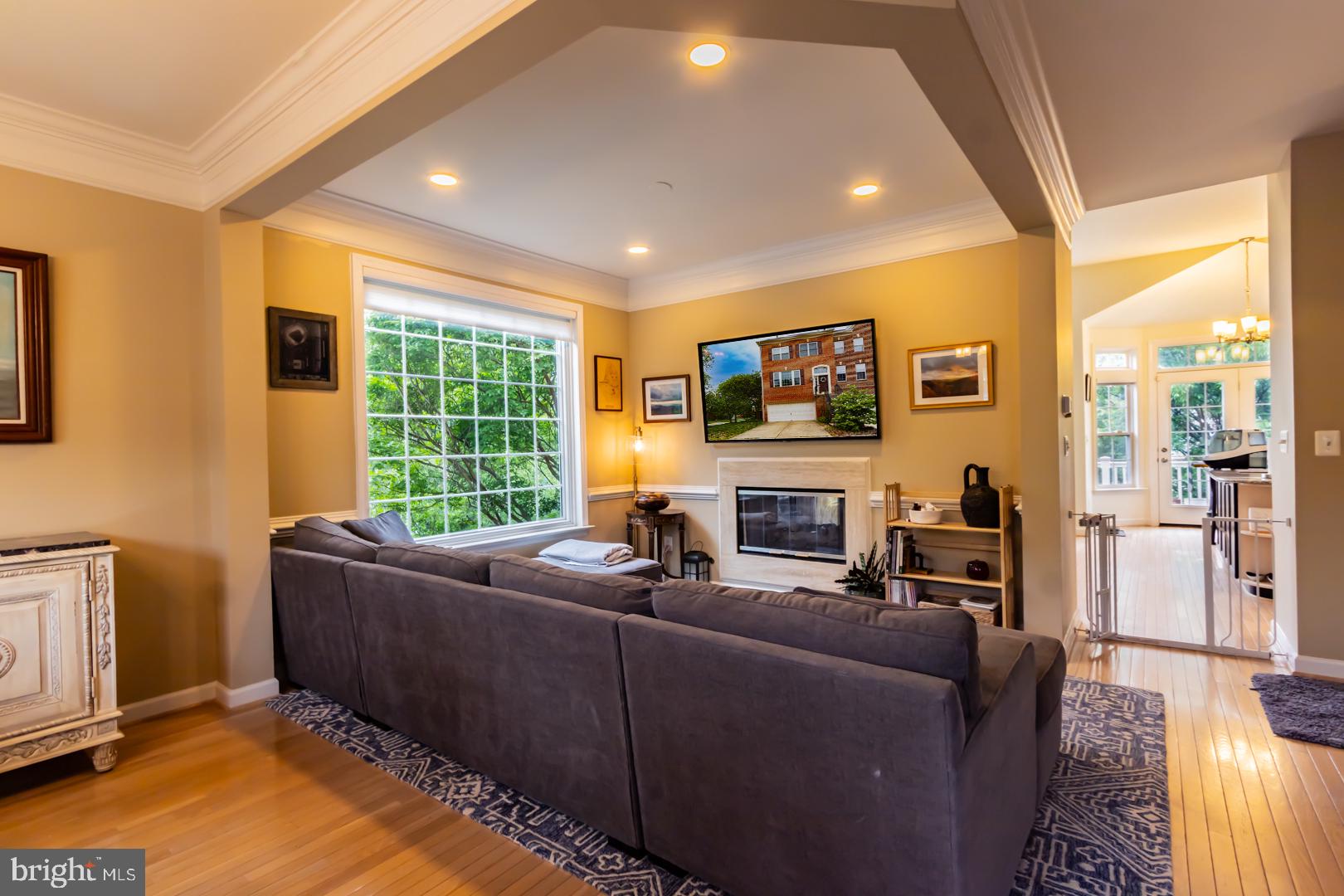 12172 Tryton Way Reston, VA 20190 - Photo 2 of 15