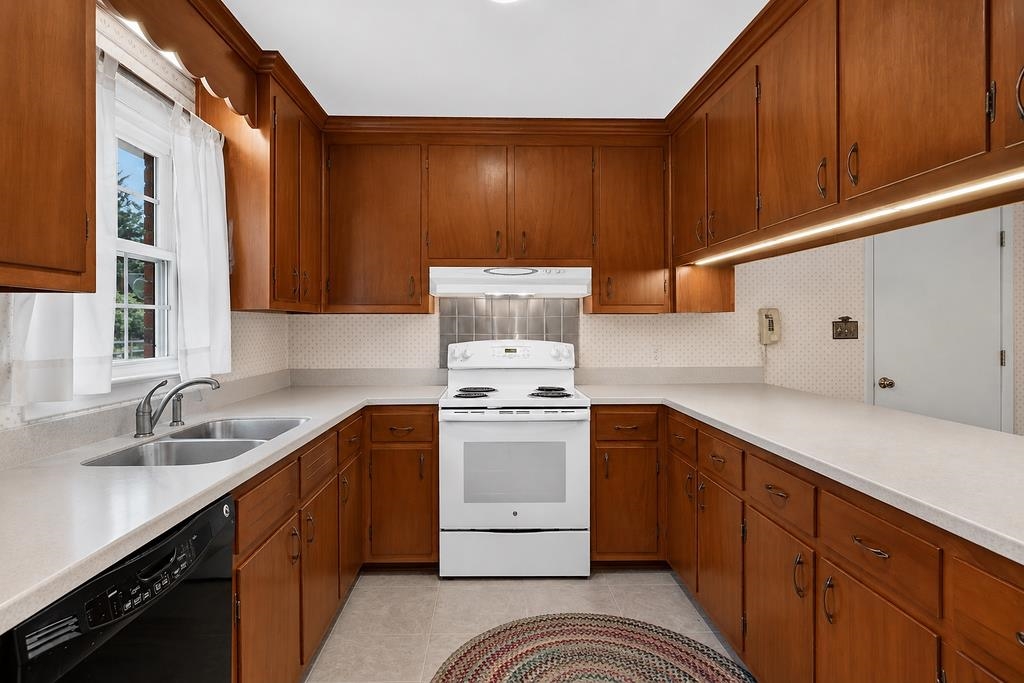 1243 Meadowbrook Road Waynesboro, VA 22980 - Photo 29 of 57 Gallery Image 29