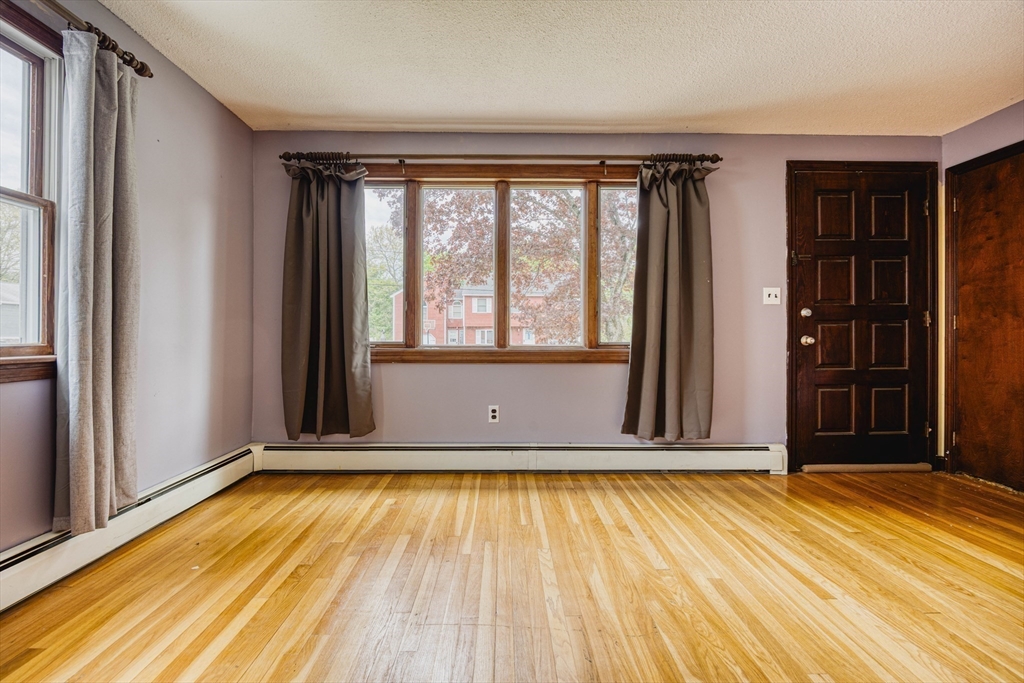 31 Raven Road Dracut, MA 01826 - Photo 15 of 41 Gallery Image 15