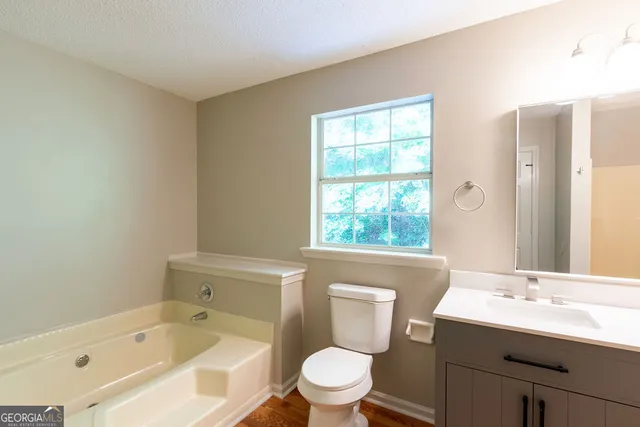 $1,985 | 2506 Venture Circle, Gainesville, GA 30506