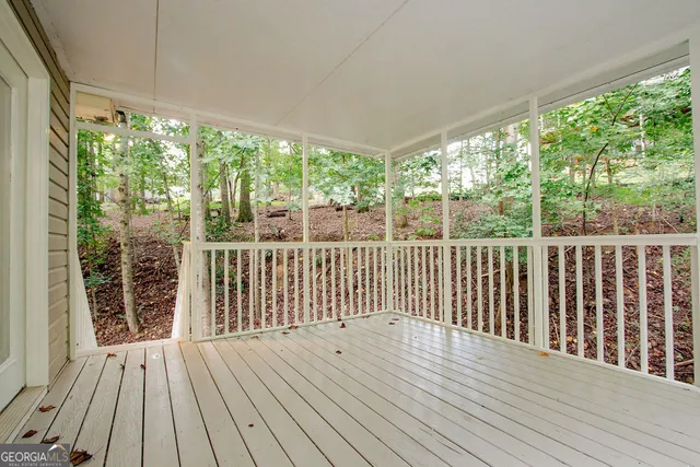 $1,985 | 2506 Venture Circle, Gainesville, GA 30506