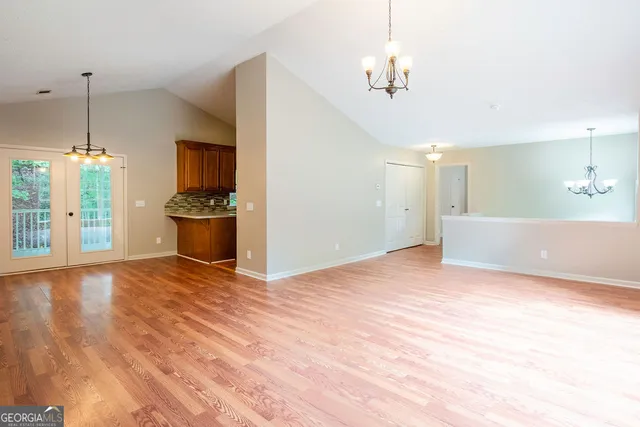 $1,985 | 2506 Venture Circle, Gainesville, GA 30506