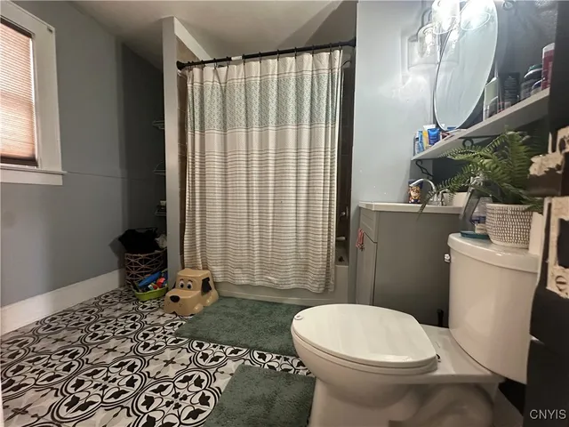 $194,900 | 1100 Wadsworth Street, Syracuse, NY 13208