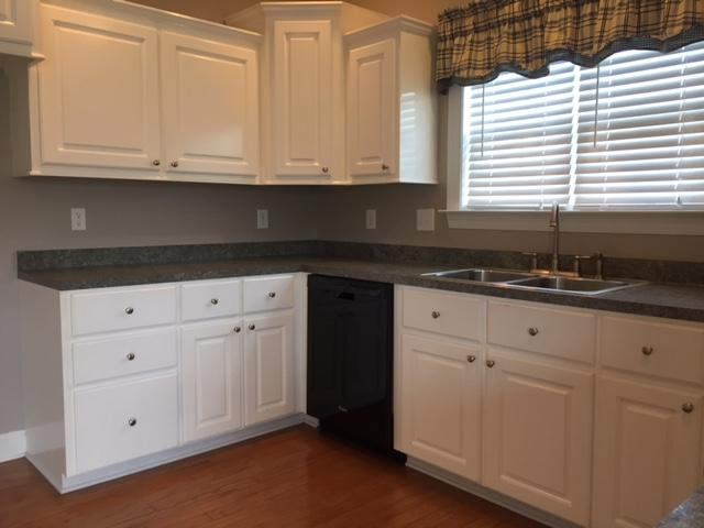 7696 Eagle Lake Road North Charleston, SC 29418 - Photo 11 of 36 Kitchen