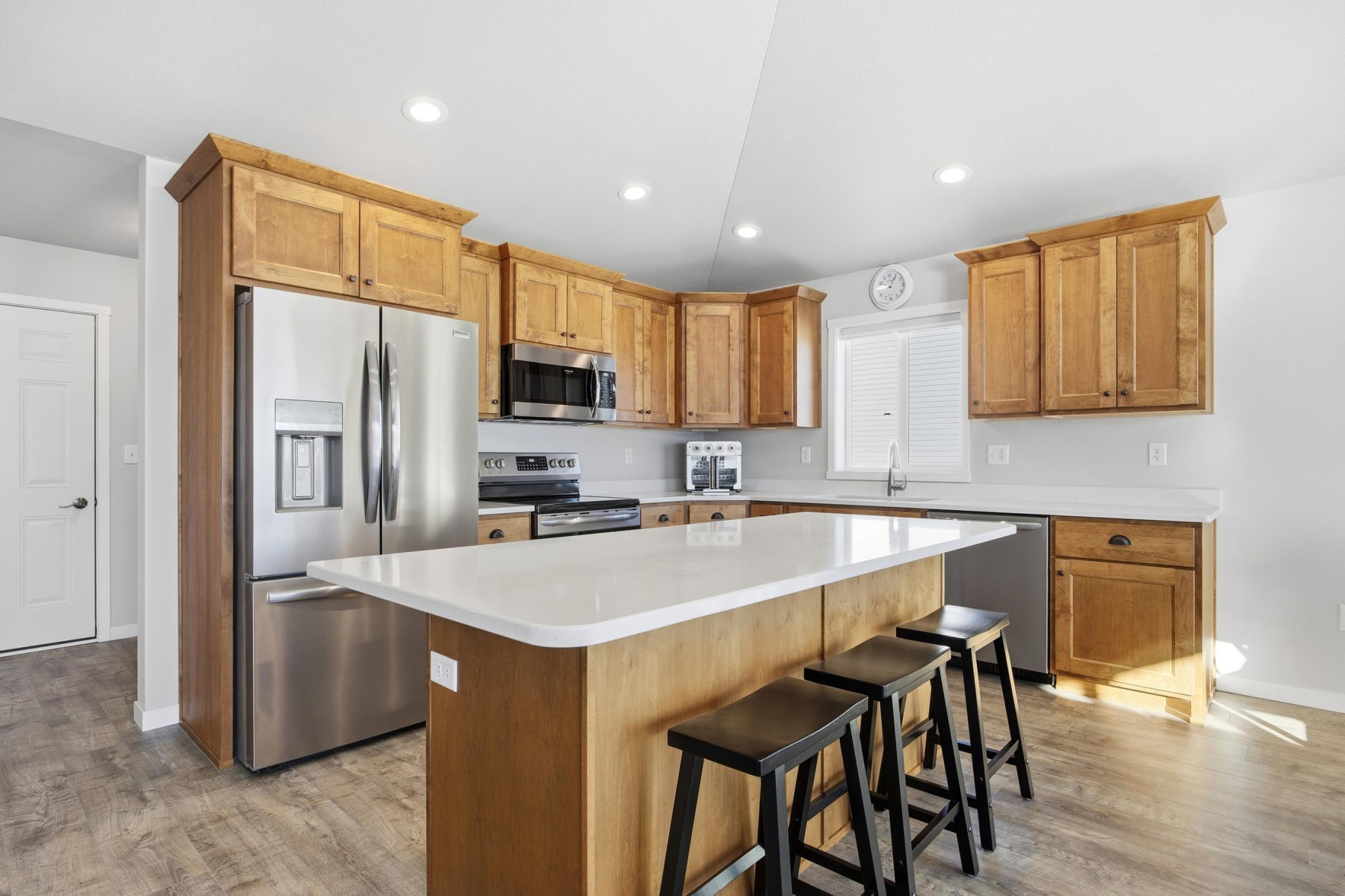 3724 49th Street South Fargo, ND 58104 - Photo 12 of 46