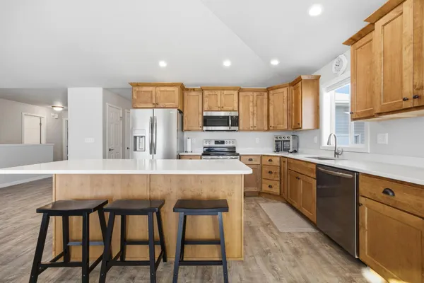 $515,000 | 3724 49th Street South, Fargo, ND 58104