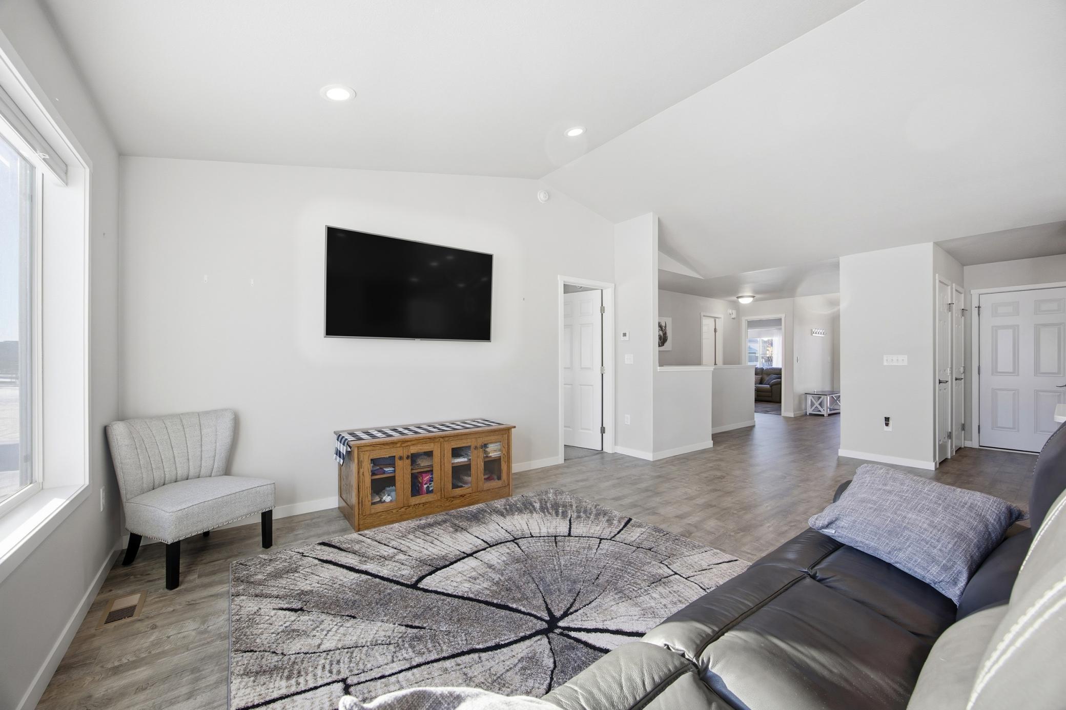 3724 49th Street South Fargo, ND 58104 - Photo 10 of 46