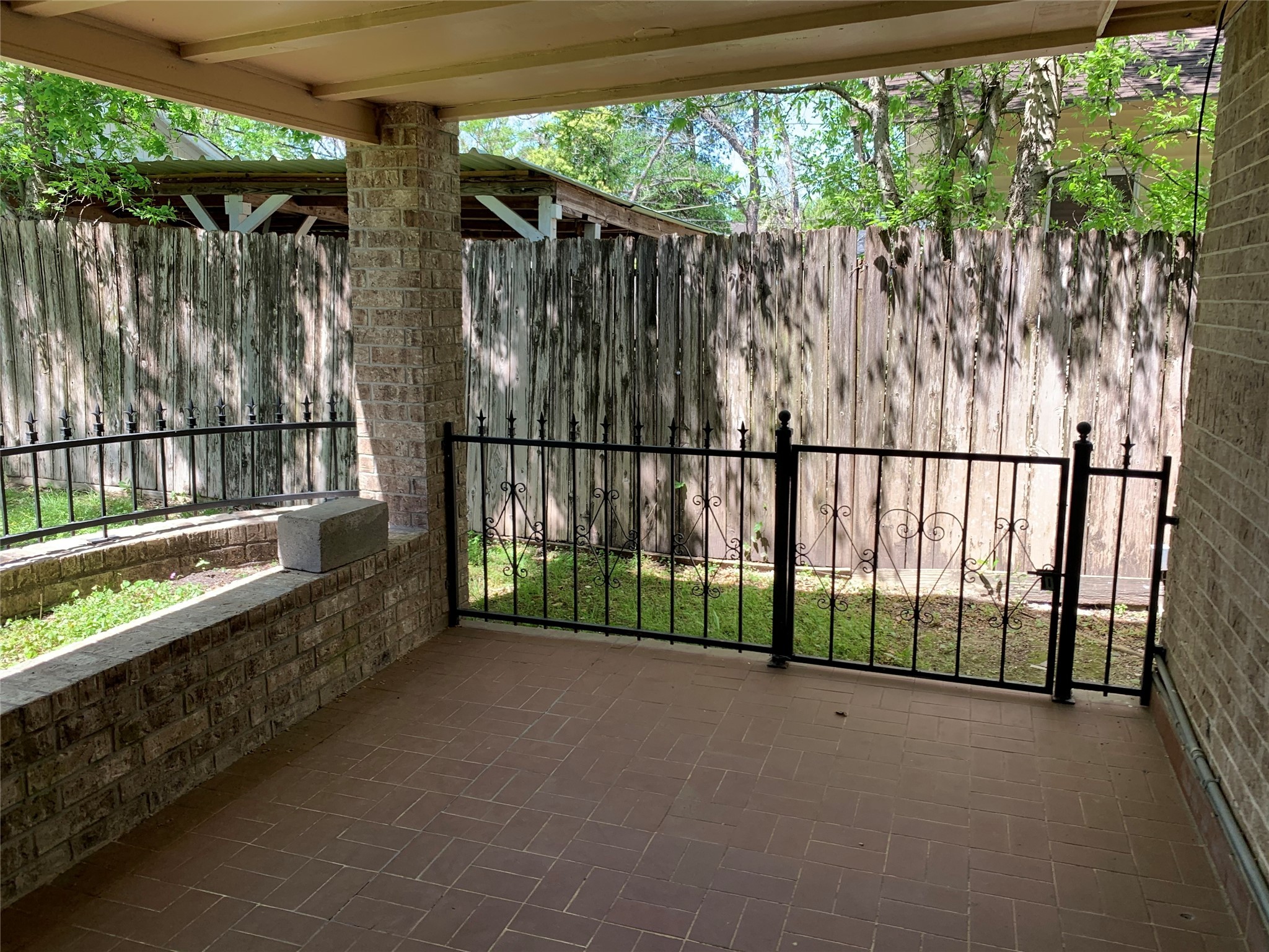 4722 Woodside Street Houston, TX 77023 - Photo 21 of 24