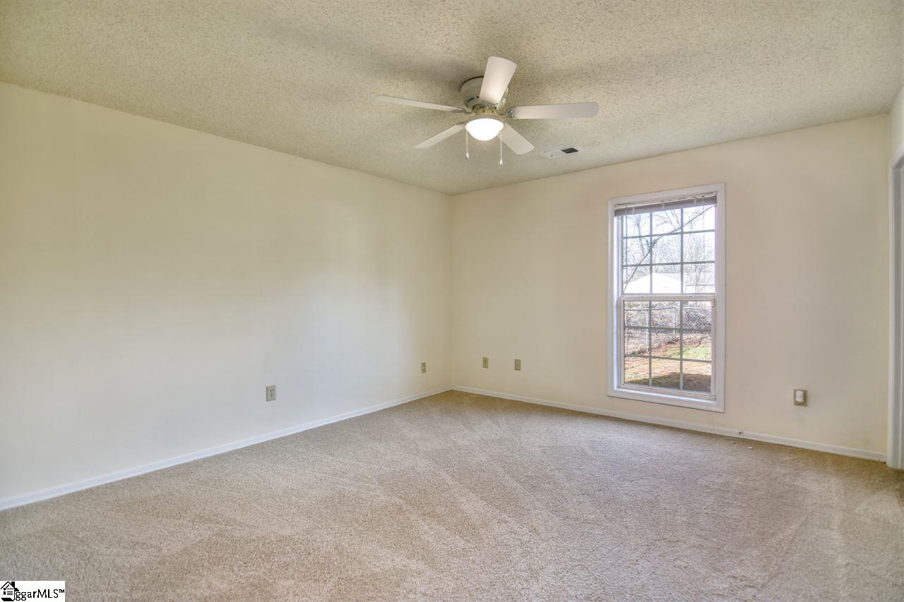 4 Paddock Drive Greer, SC 29650 - Photo 10 of 28 Gallery Image 10