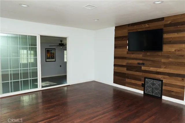 $595,000 | 958 East Flora Street, Ontario, CA 91764