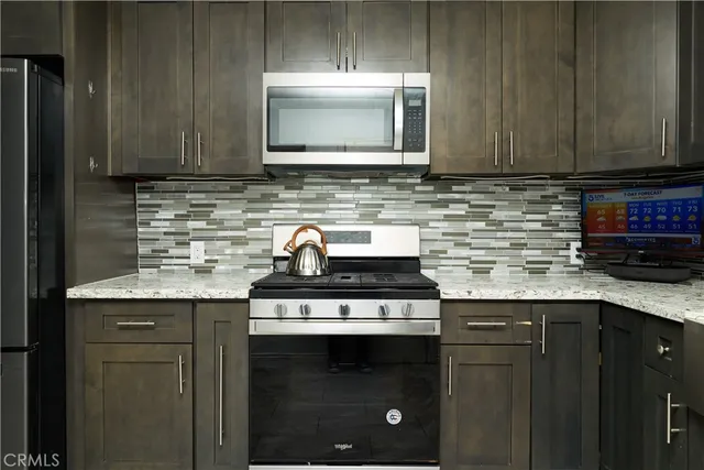 $595,000 | 958 East Flora Street, Ontario, CA 91764